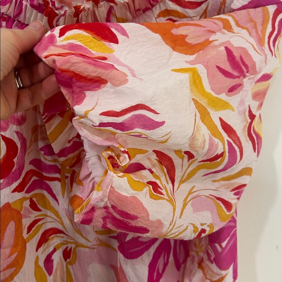 THML Floral Puff Sleeve Blouse Medium Pink Orange Tropical Ruffle Neck - Picture 7 of 16